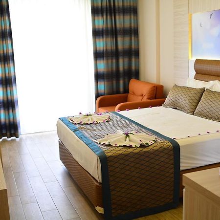 אלאניה Opia Hotel מראה חיצוני תמונה