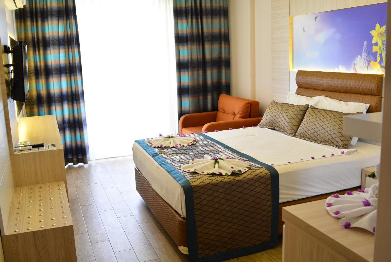 אלאניה Opia Hotel מראה חיצוני תמונה