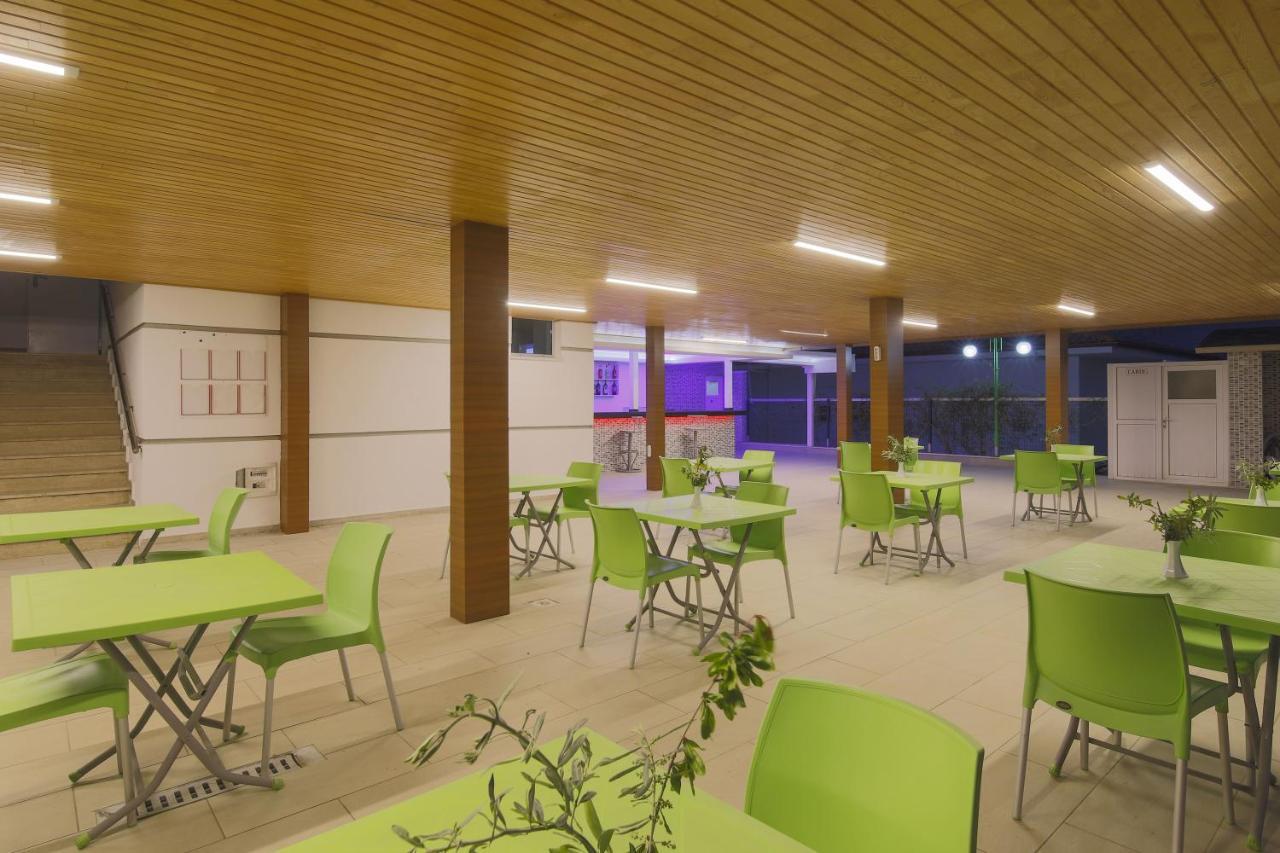 אלאניה Opia Hotel מראה חיצוני תמונה