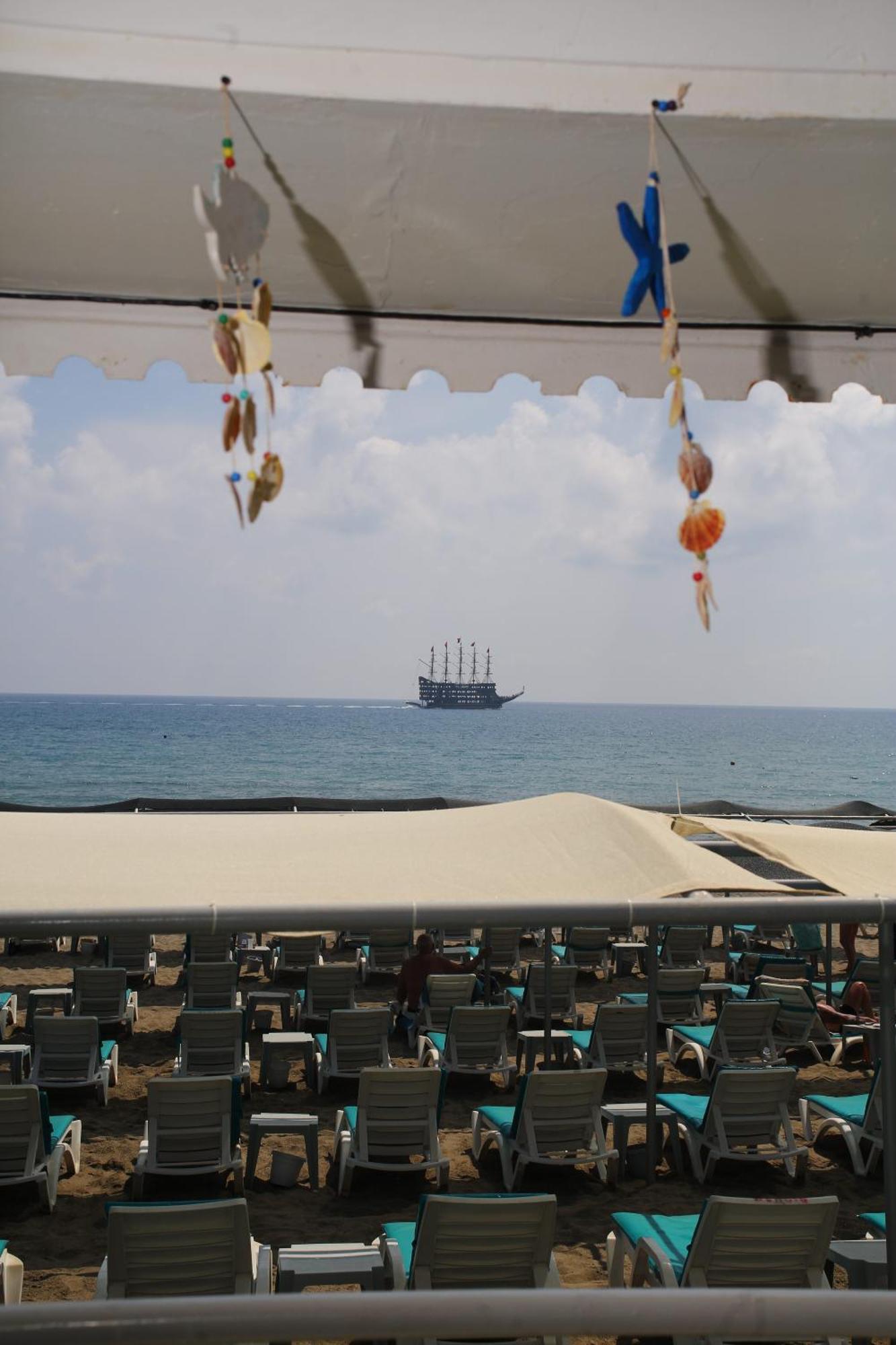 אלאניה Opia Hotel מראה חיצוני תמונה