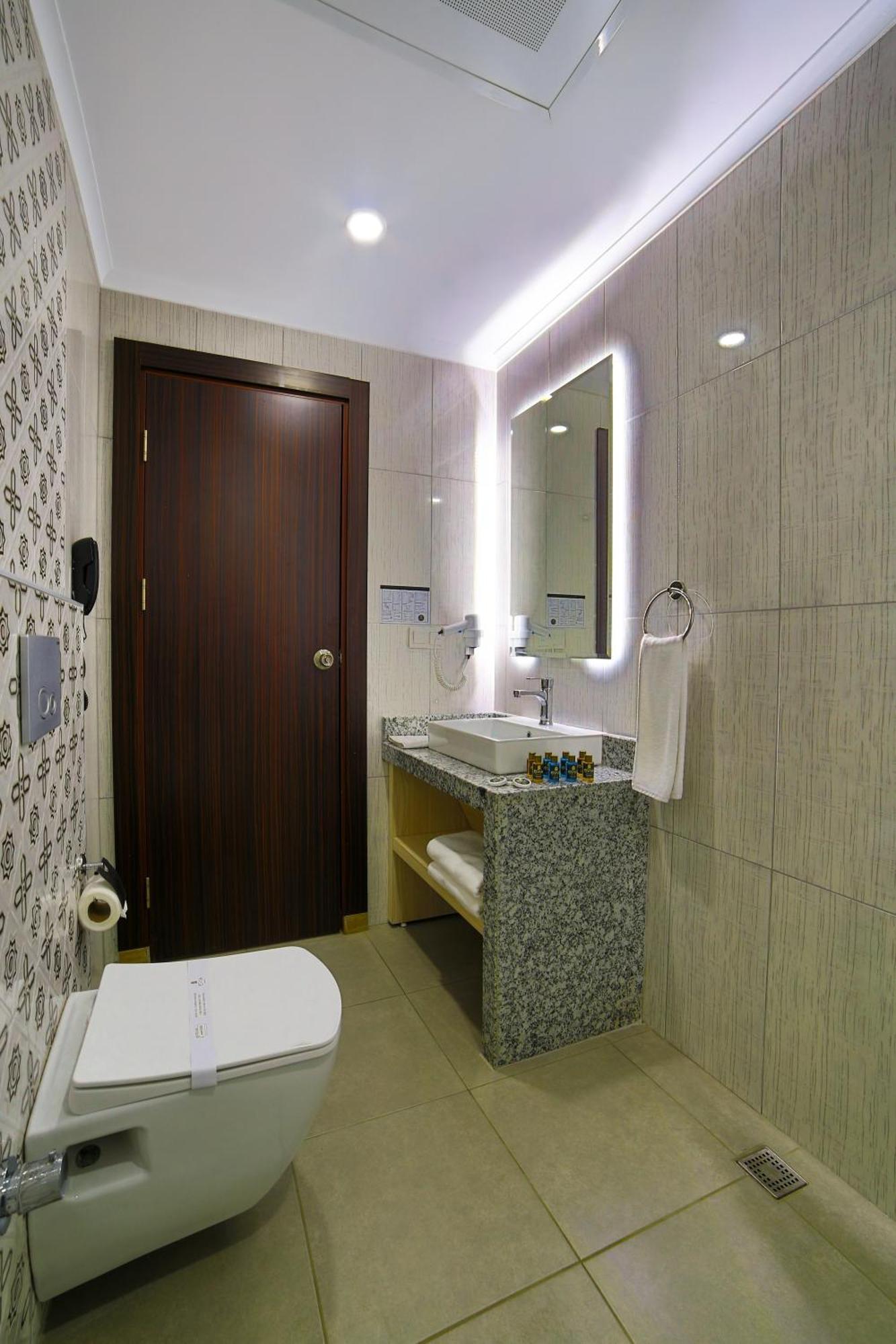 אלאניה Opia Hotel מראה חיצוני תמונה