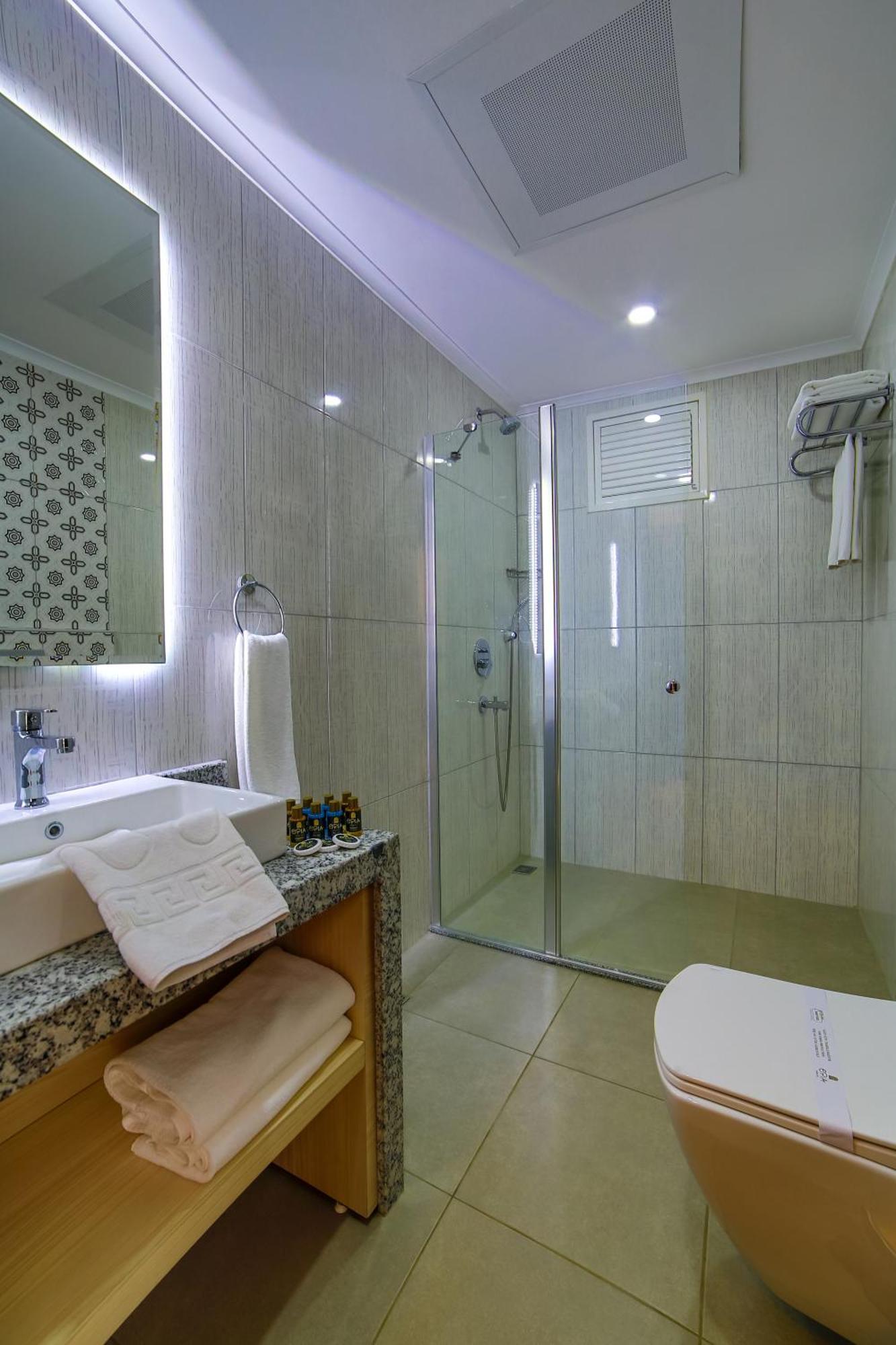 אלאניה Opia Hotel מראה חיצוני תמונה